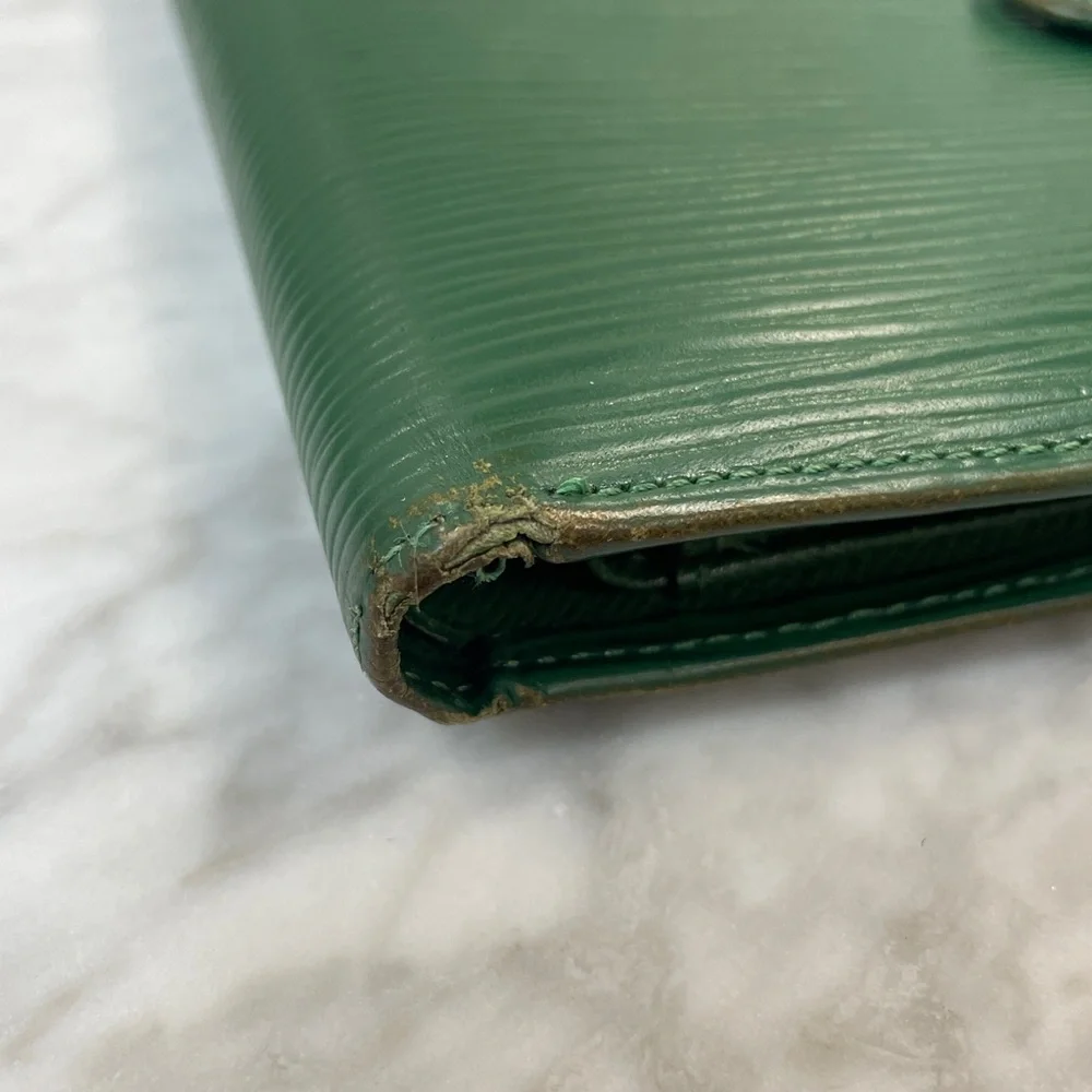 Louis Vuitton Epi Leather Wallet